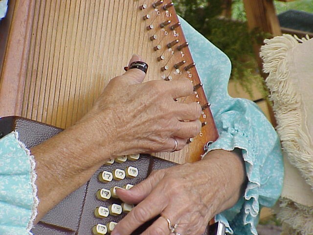 Sept 05 - Autoharp