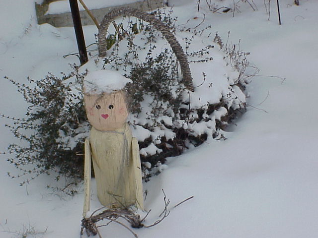 Fence post angel